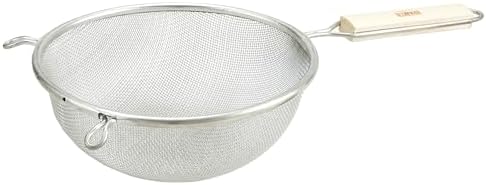 Efficient pasta and vegetable strainer
