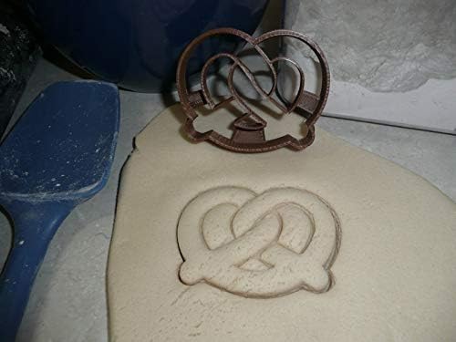 ANCESTRAL PRETZEL COOKIE CUTTER