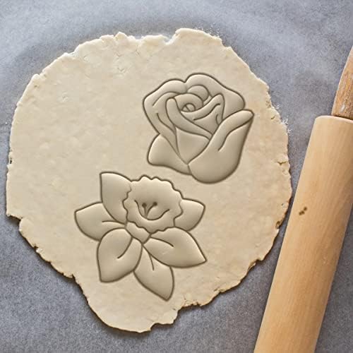 Stylish 35-Inch Floral Cookie Cutters