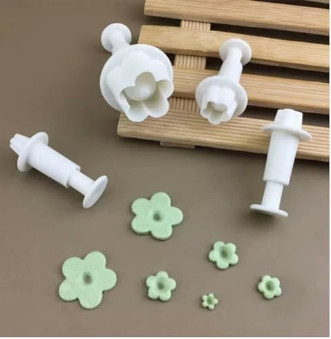 4-Piece White Flower Plener Cookie Cutters