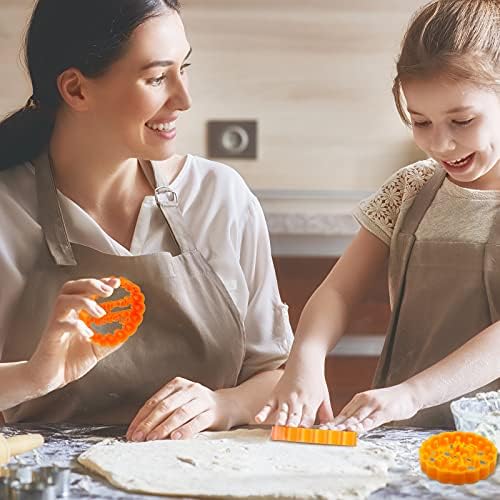 12 Funny Cookie Moulds for Baking
