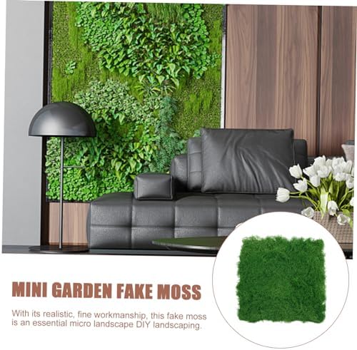 Natural-Looking Fake Moss Mat
