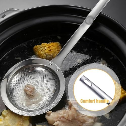 Premium stainless steel colander with ergonomic handle for home use