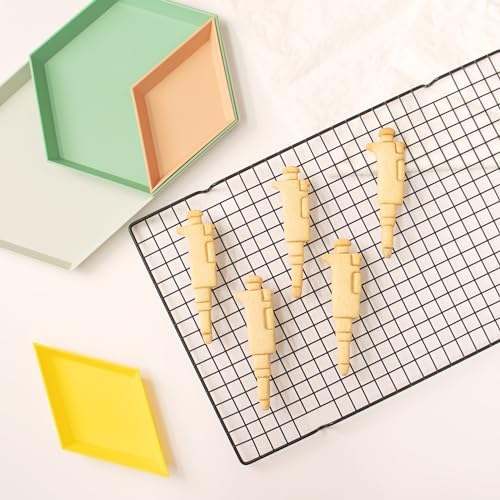 BakerLayers - Micropipette Cookie Cutter