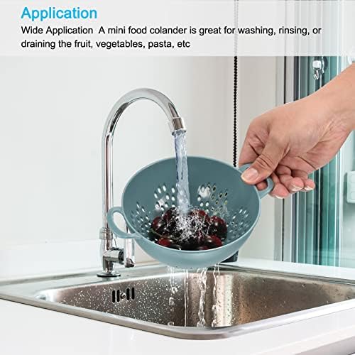 2-Piece Plastic Colander with Handle Light Blue