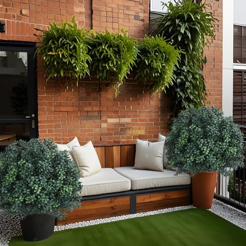 2-Pack Fake Boxwood Ball Trees with Spike