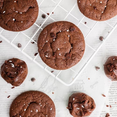 3-Piece Round Cookie Cutters Durable Safe Includes Protective Top Pieces